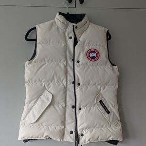 Canada Goose Cream Quilted Puffer Vest with Red Logo Patch